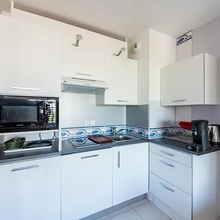 Apartment Beau Veranda A Deux Pas De La - Parking Inclus *